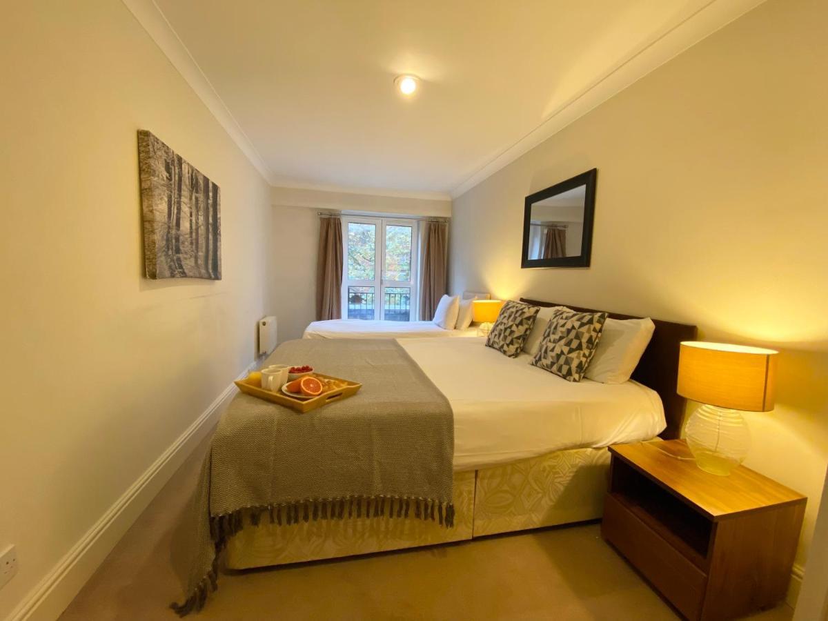 Stylish Apartments In Victoria & Westminster Лондон Экстерьер фото