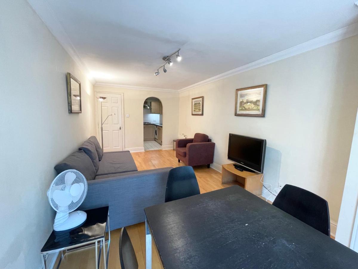 Stylish Apartments In Victoria & Westminster Лондон Экстерьер фото