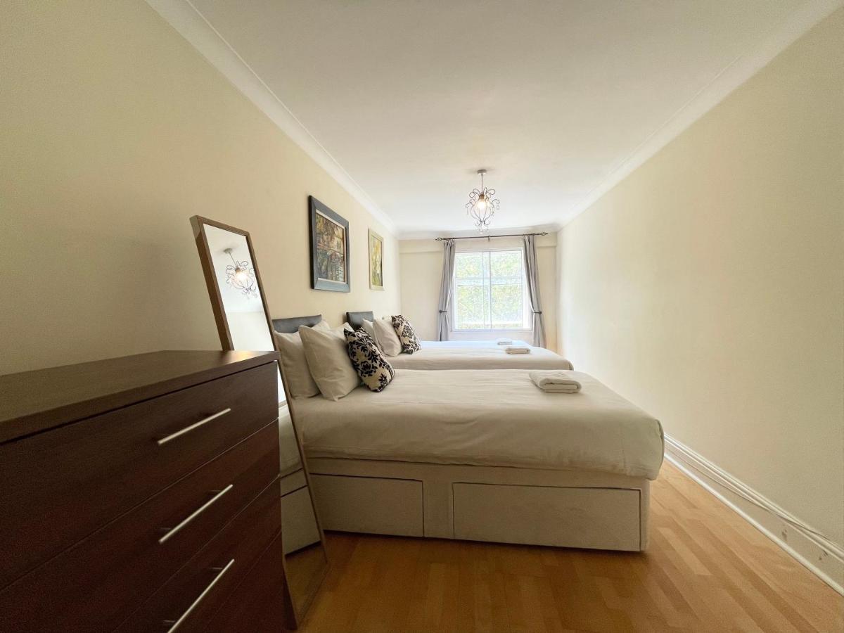 Stylish Apartments In Victoria & Westminster Лондон Экстерьер фото