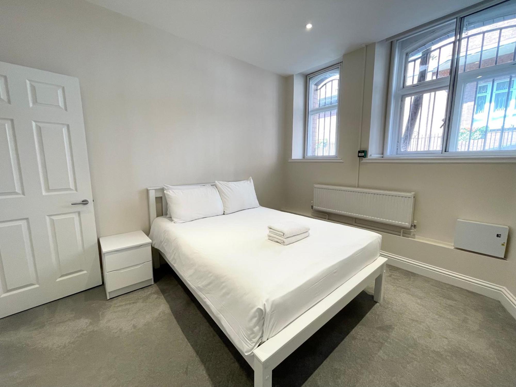 Stylish Apartments In Victoria & Westminster Лондон Экстерьер фото