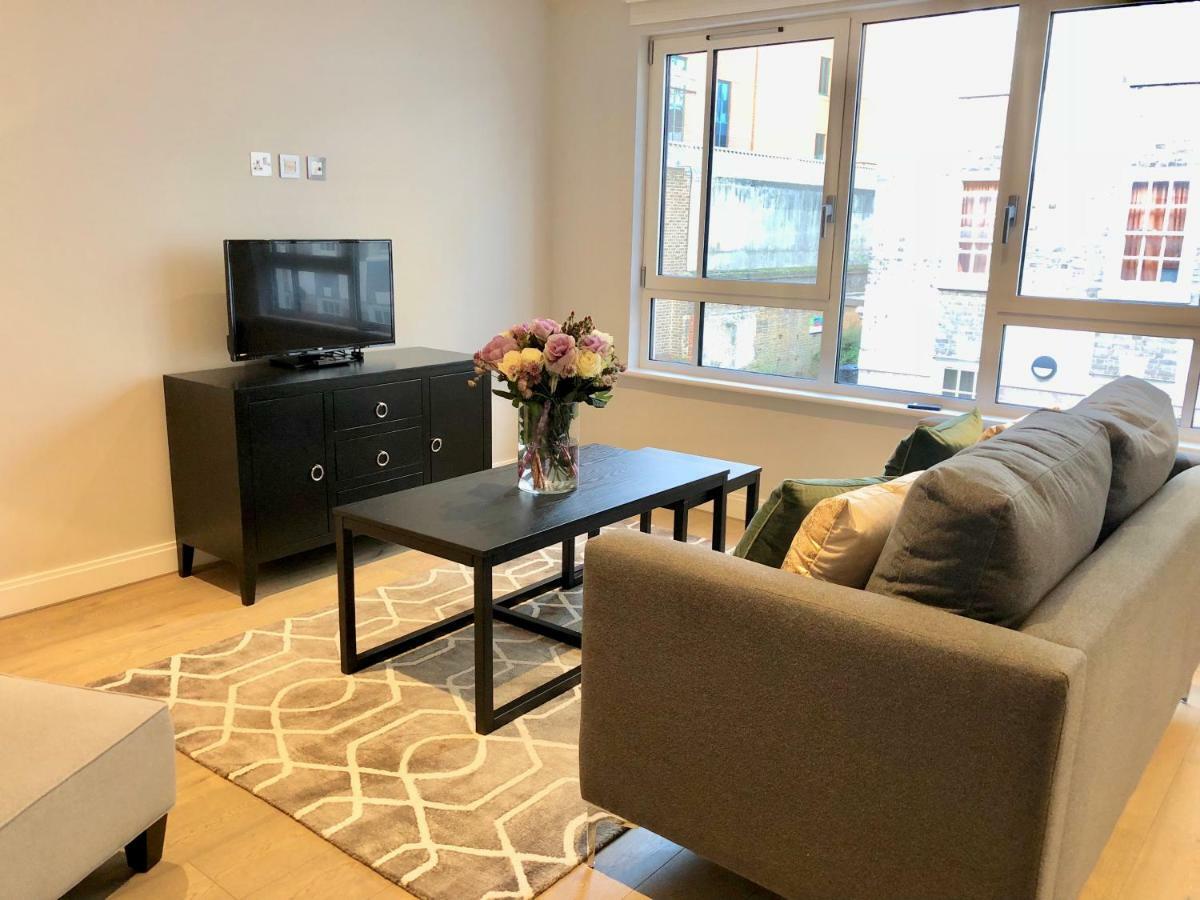 Stylish Apartments In Victoria & Westminster Лондон Экстерьер фото
