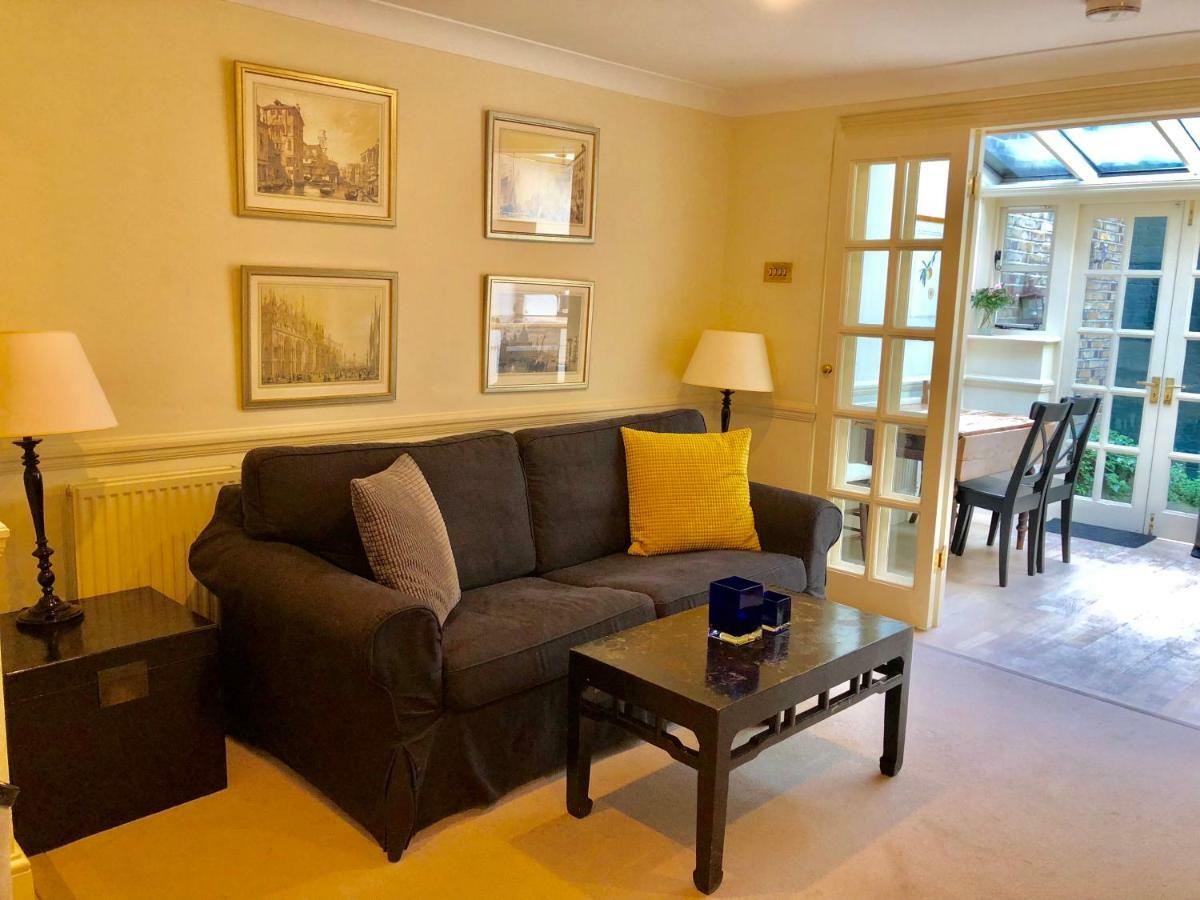 Stylish Apartments In Victoria & Westminster Лондон Экстерьер фото