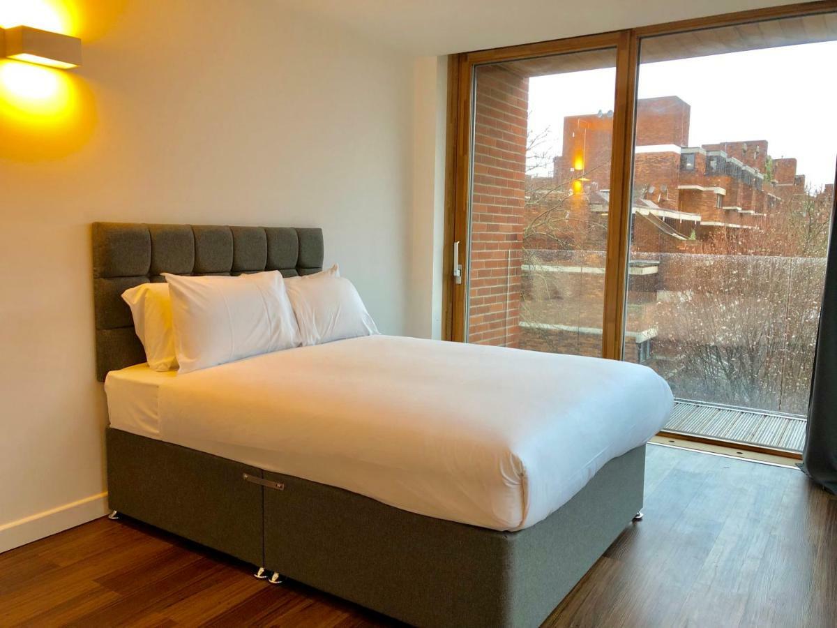 Stylish Apartments In Victoria & Westminster Лондон Экстерьер фото