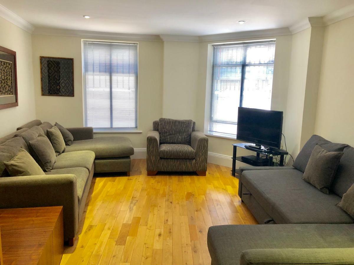 Stylish Apartments In Victoria & Westminster Лондон Экстерьер фото
