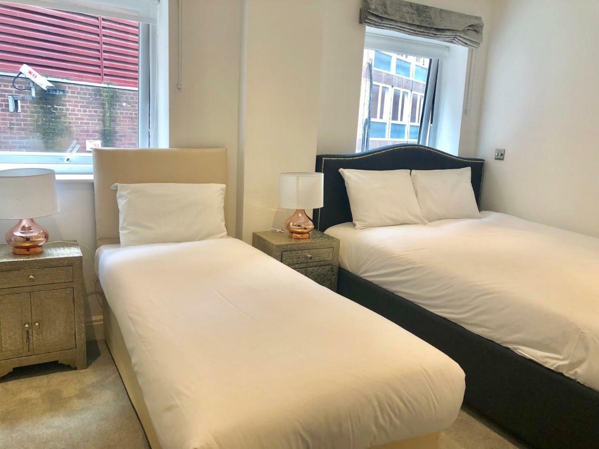Stylish Apartments In Victoria & Westminster Лондон Экстерьер фото