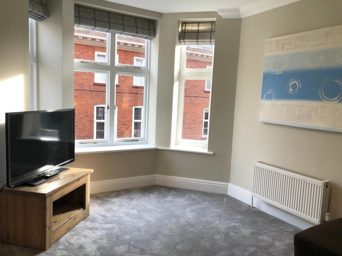 Stylish Apartments In Victoria & Westminster Лондон Экстерьер фото