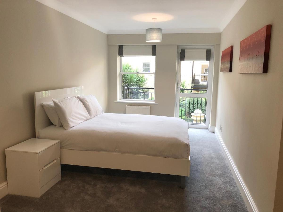 Stylish Apartments In Victoria & Westminster Лондон Экстерьер фото